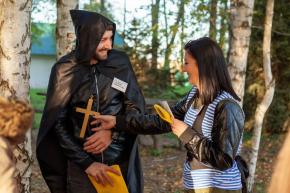 Пираты и священники, злодеи и герои ждут вас на квесте в реальности.