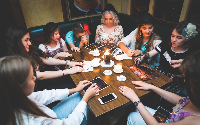 Хэллоуинская вечеринка с мистической атмосферой в Дніпрі