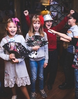 Сценарий «Будинок з привидами»